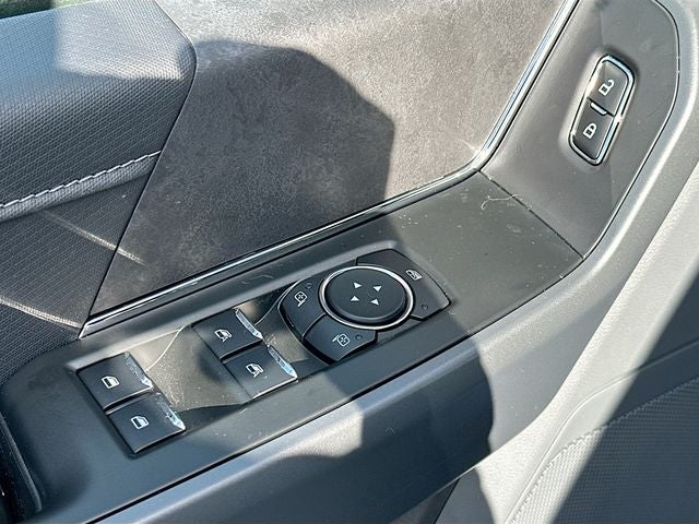 2025 Ford F-150 XLT 2WD SUPER CAB