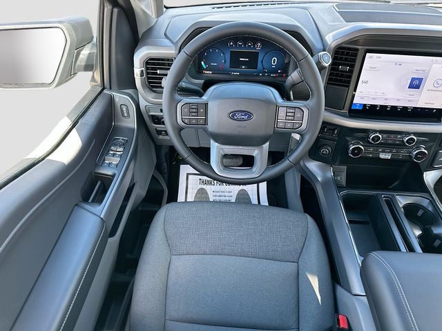 2025 Ford F-150 XLT 2WD SUPER CAB