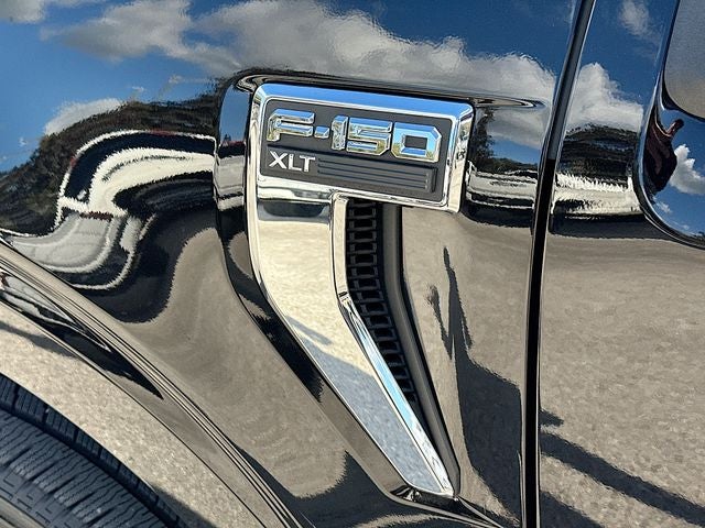 2025 Ford F-150 XLT 2WD SUPER CAB