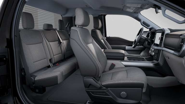 2025 Ford F-150 XLT 2WD SUPER CAB