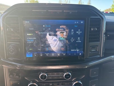 2022 Ford F-150 XLT 5.0 V8