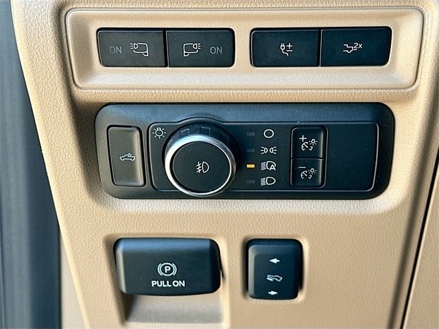 2023 Ford F-150 Lariat 3.5 ECOBOOST