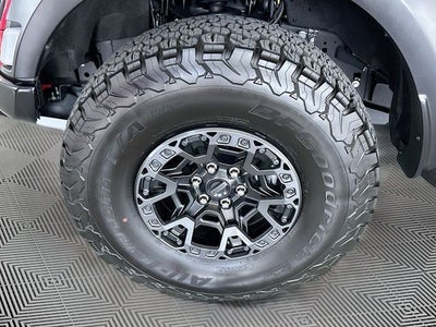 2024 Ford F-150 Raptor 5.2 SUPERCHARGED V8
