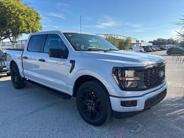 2025 Ford F-150 STX 5.0 V8