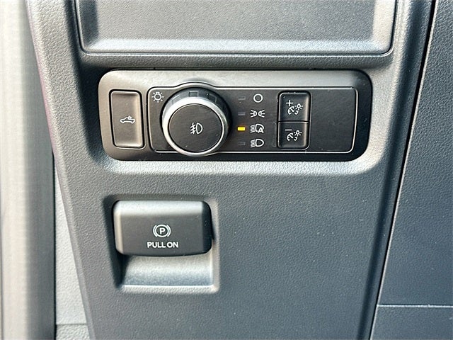 2024 Ford F-150 STX 5.0 V8