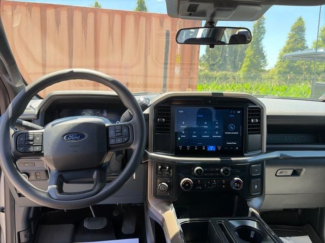 2025 Ford F-150 STX 5.0 V8