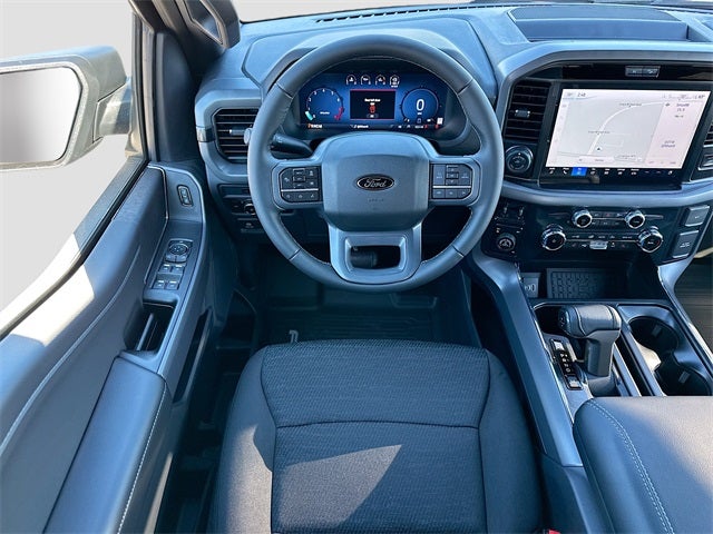 2025 Ford F-150 XLT 4WD SUPERCREW