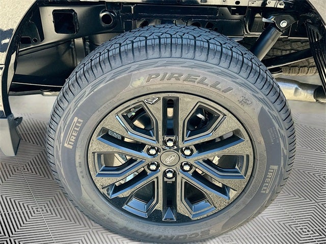 2025 Ford F-150 XLT 4WD SUPERCREW