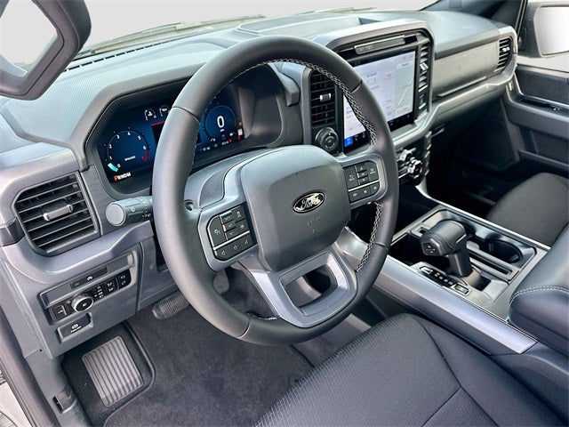 2025 Ford F-150 XLT 4WD SUPERCREW