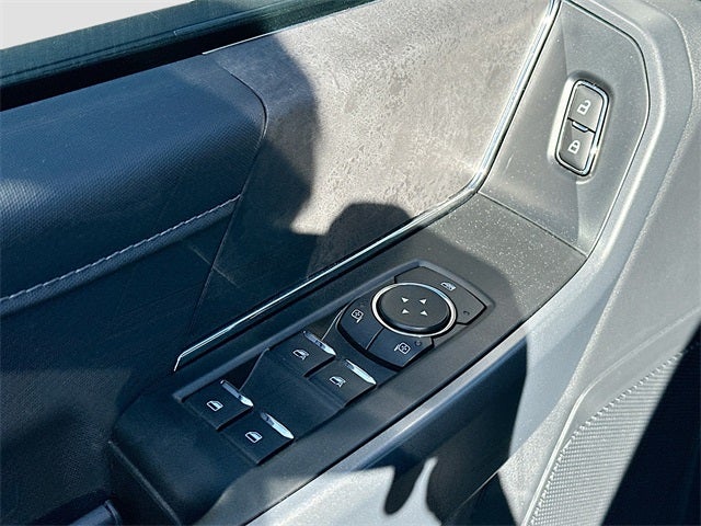 2025 Ford F-150 XLT 4WD SUPERCREW