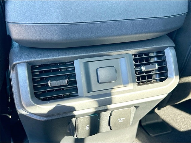 2025 Ford F-150 XLT 4WD SUPERCREW