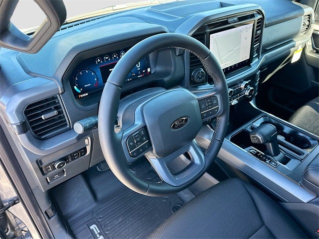 2025 Ford F-150 XLT 4WD SUPERCREW