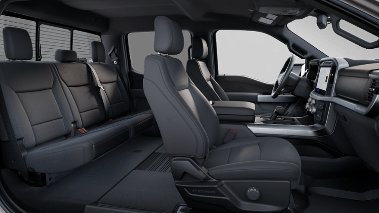 2025 Ford F-150 XLT 4WD SUPERCREW