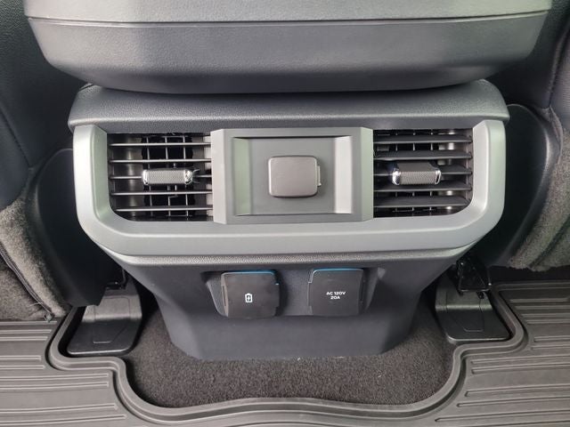 2025 Ford F-150 XLT 303A
