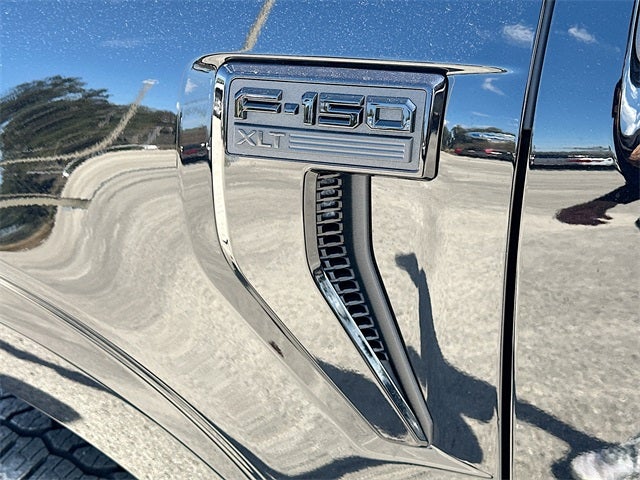 2025 Ford F-150 XLT 4WD SUPERCREW