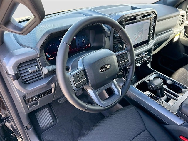 2025 Ford F-150 XLT 4WD SUPERCREW