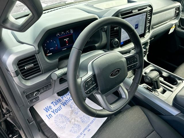 2025 Ford F-150 XLT 4WD SUPERCREW
