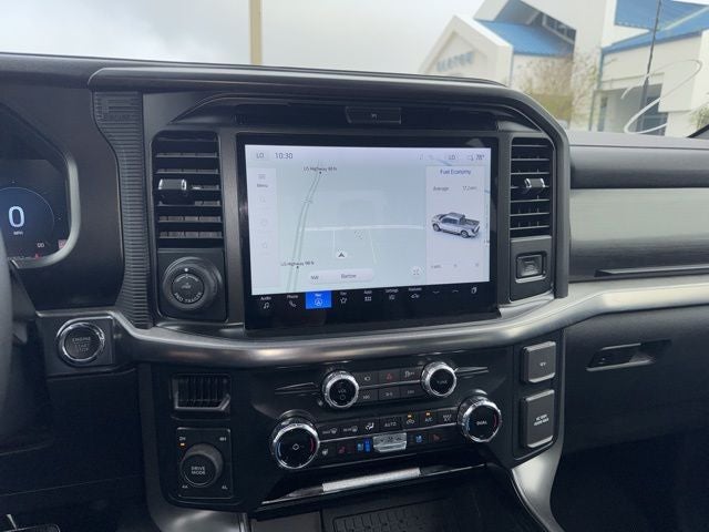 2025 Ford F-150 Lariat 5.0 V-8