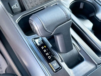 2025 Ford F-150 Lariat 5.0 V-8