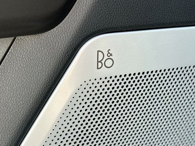 2025 Ford F-150 Lariat 5.0 V-8