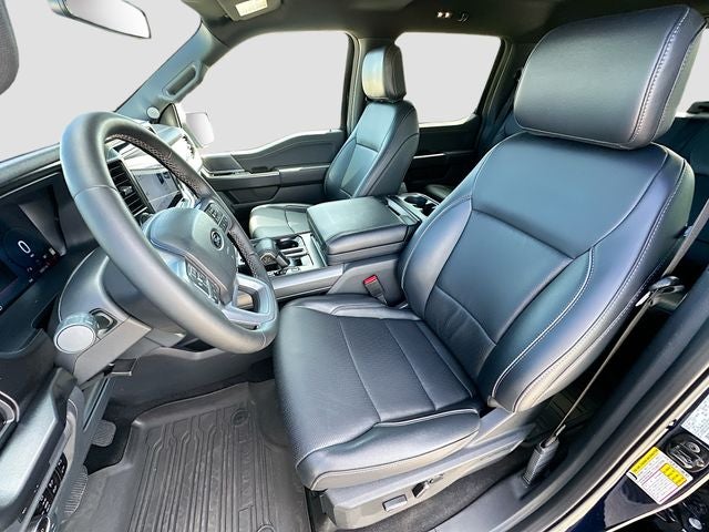 2025 Ford F-150 Lariat 5.0 V-8