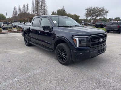 2025 Ford F-150 Lariat 5.0 V-8