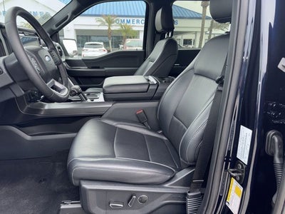 2025 Ford F-150 Lariat 5.0 V-8