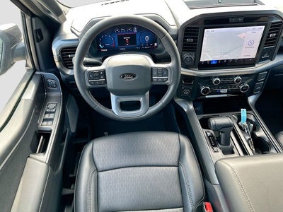2025 Ford F-150 Lariat 5.0 V8