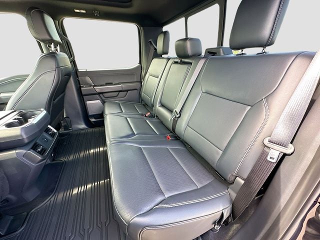 2025 Ford F-150 Lariat 5.0 V8