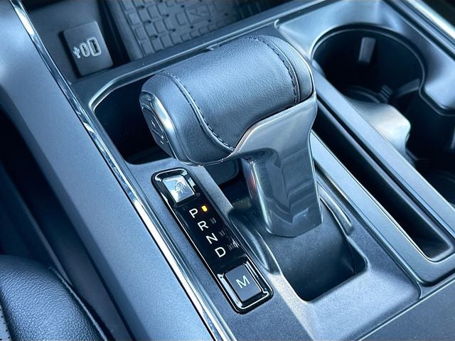 2025 Ford F-150 Lariat 5.0 V8