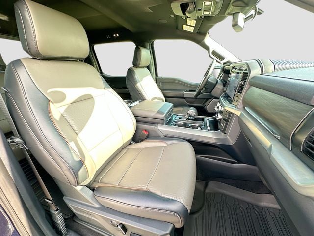 2025 Ford F-150 Lariat 5.0 V8
