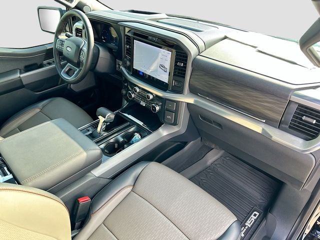 2025 Ford F-150 Lariat 5.0 V8