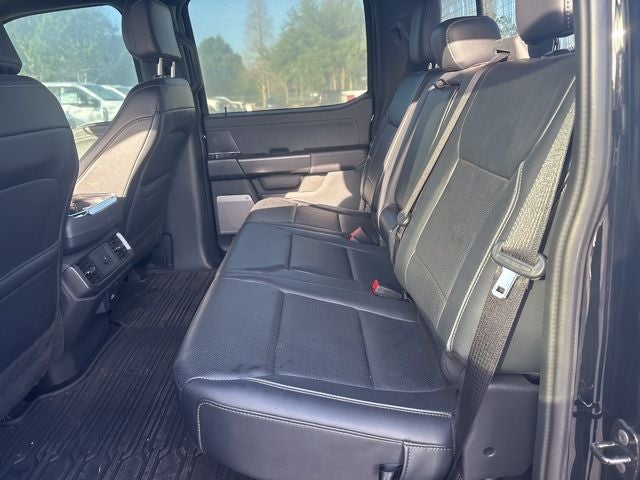 2025 Ford F-150 Lariat 5.0 V-8