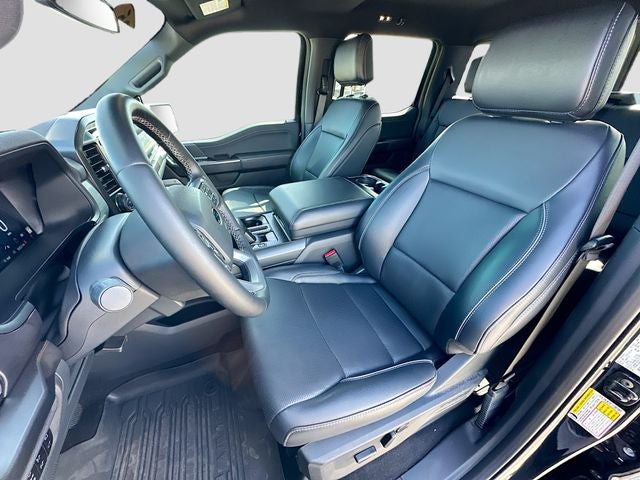 2025 Ford F-150 Lariat 5.0 V-8