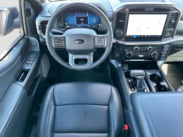 2025 Ford F-150 Lariat 5.0 V-8