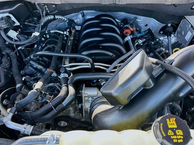 2025 Ford F-150 Lariat 5.0 V-8