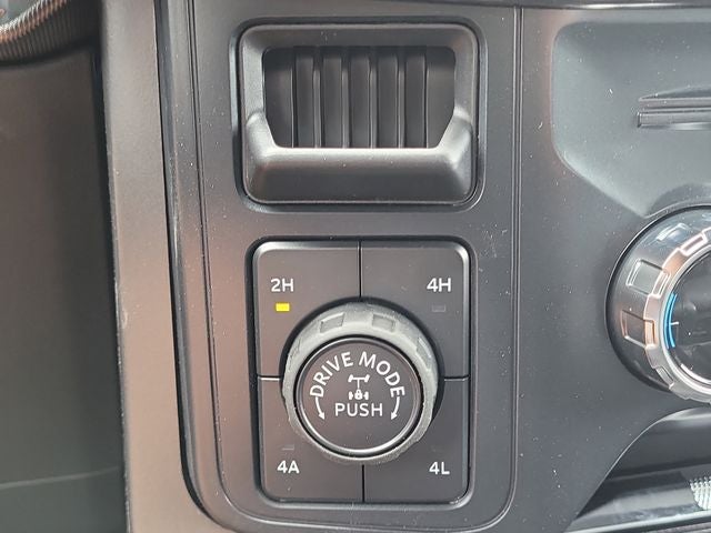 2026 Ford F-150 Lariat 4WD SUPERCREW