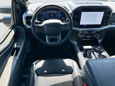 2025 Ford F-150 Lariat 5.0 V8