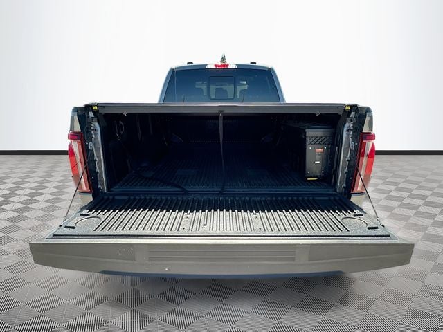 2025 Ford F-150 Lariat 5.0 V8