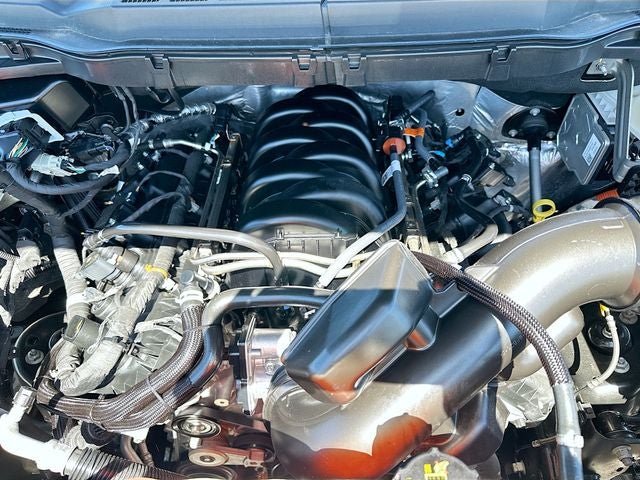 2025 Ford F-150 Lariat 5.0 V8