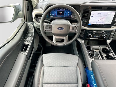 2025 Ford F-150 Lariat 5.0 V8