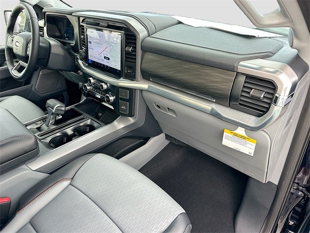 2025 Ford F-150 Lariat 5.0 V8