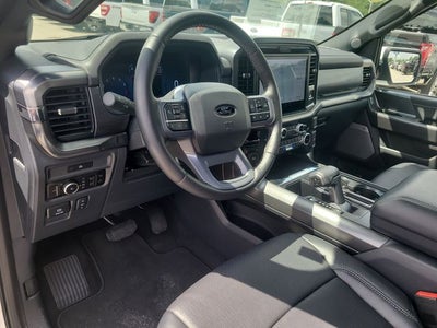 2025 Ford F-150 Lariat 5.0 V8
