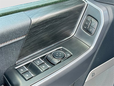 2025 Ford F-150 Lariat 4WD SUPERCREW