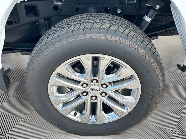 2025 Ford F-150 Lariat 4WD SUPERCREW