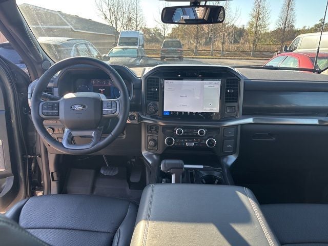 2025 Ford F-150 Lariat 5.0 V8