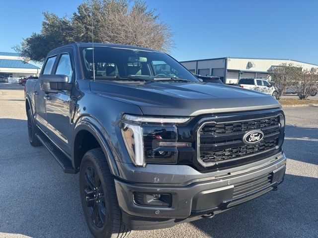 2025 Ford F-150 Lariat 5.0 V8