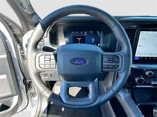 2025 Ford F-150 Lariat 4WD SUPERCREW