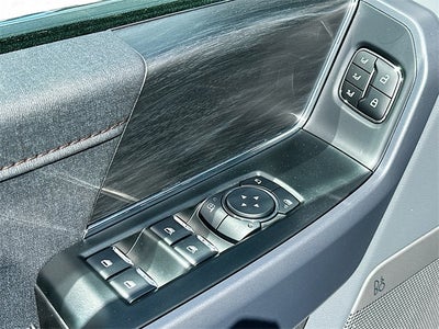 2025 Ford F-150 Lariat 4WD SUPERCREW