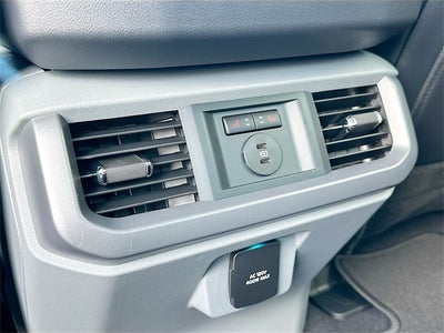 2025 Ford F-150 Lariat 4WD SUPERCREW